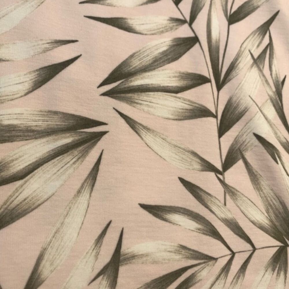 ANN TAYLOR SCALLOPED SLEEVE SHELL LEAF TROPICAL S - Picture 2 of 3